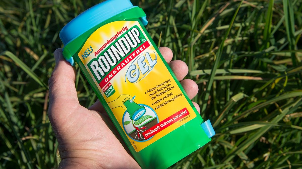 Výrobce Roundupu odškodní spotřebitele miliardami